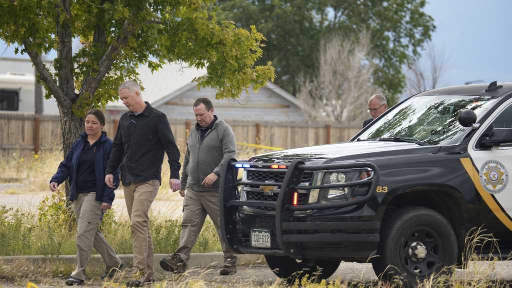 Colorado funeral home owners who let nearly 190 bodies decay plead guilty to corpse abuse [Video]