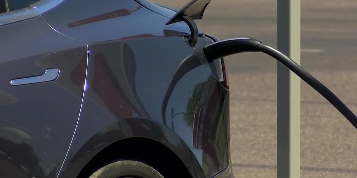 Tucson in process of changing EV parking codes [Video]