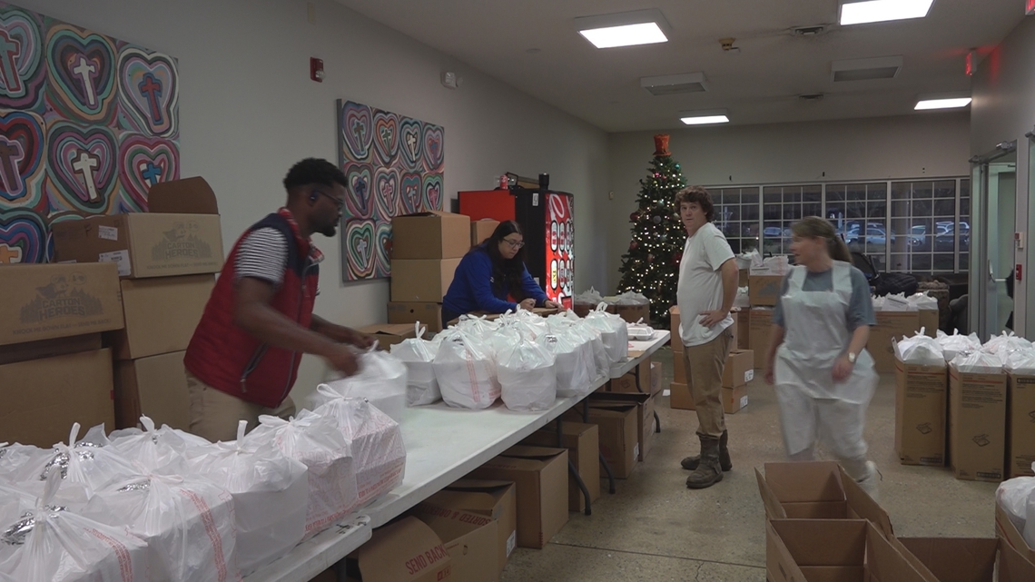 Rescue Mission serves 2,200 meals to Central Georgians [Video]