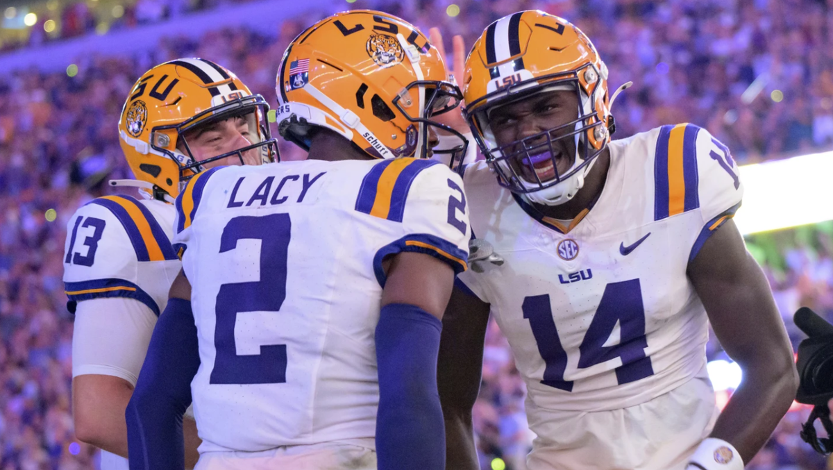 For the first time this season, LSU & Tulane both unranked in AP Top 25 [Video]