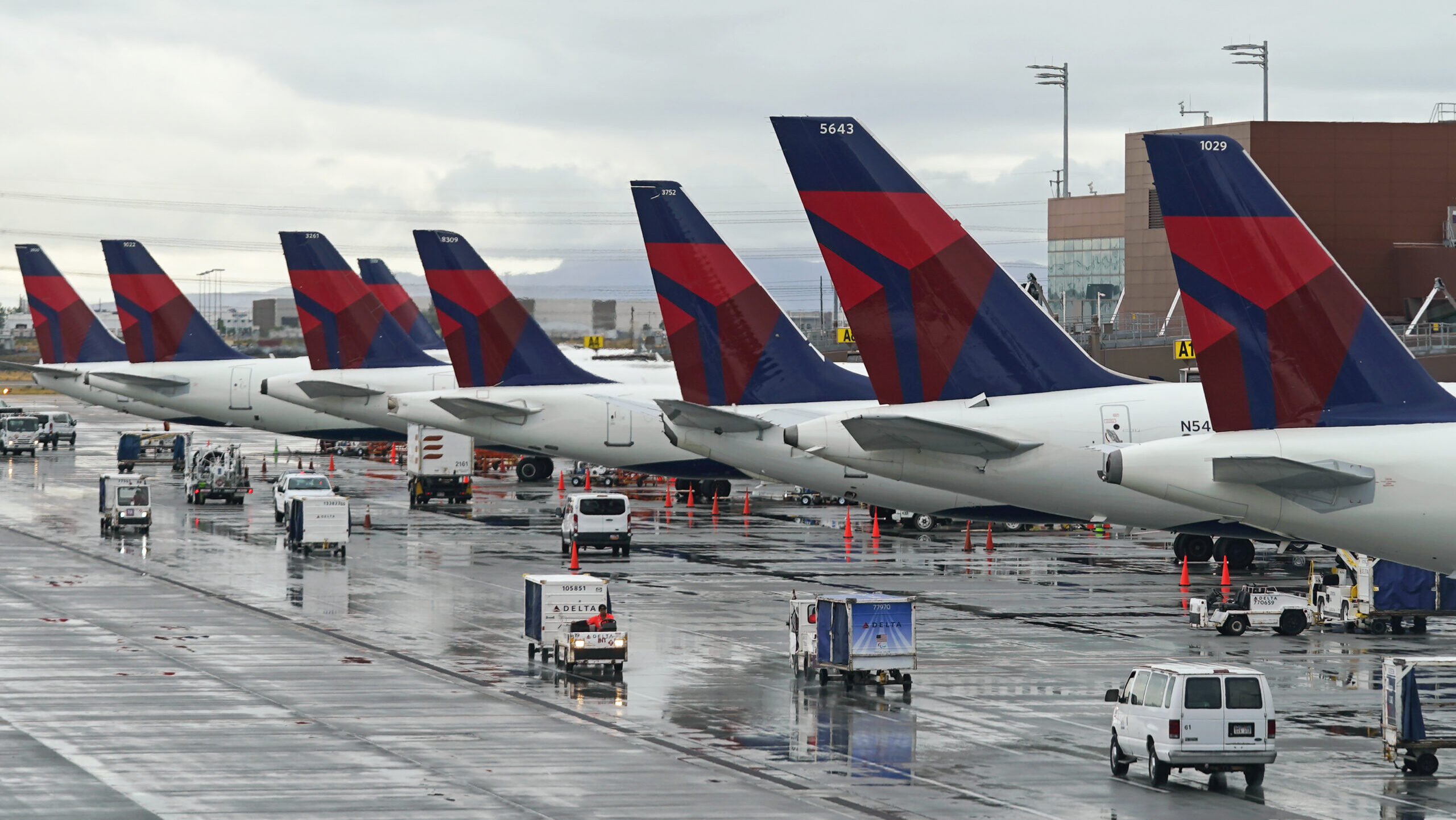 Holiday travelers make their return home to Utah [Video]