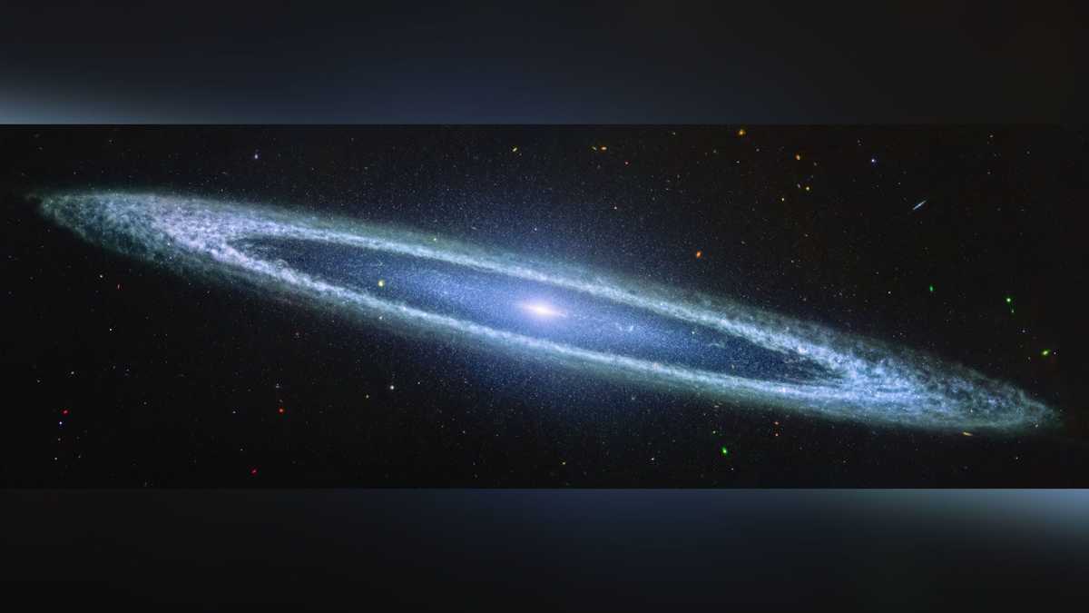 A galaxy named for its resemblance to a sombrero looks distinctly different in new image [Video]