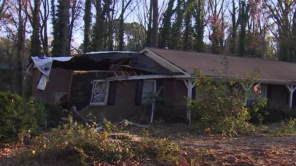 Family robbed after home destroyed during Hurricane Helene [Video]