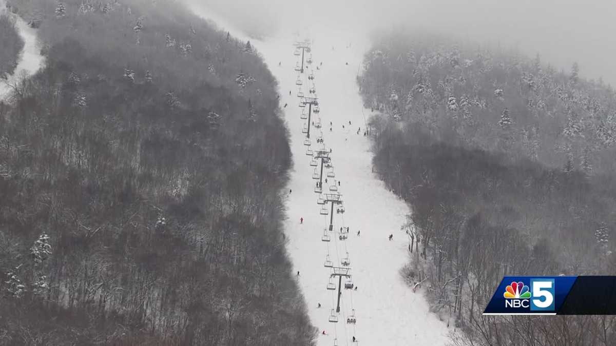 Stowe businesses getting a much-needed boost from fresh snow [Video]