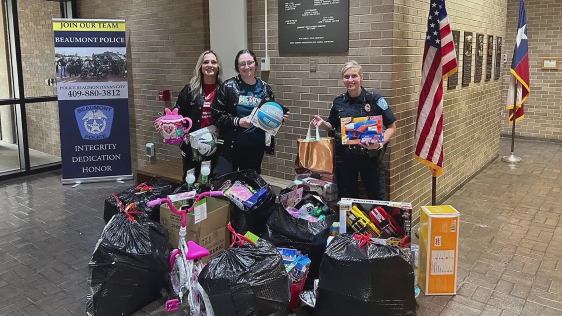 Beaumont Police Department’s Blue Santa program gets big boost from Beaumont small business [Video]