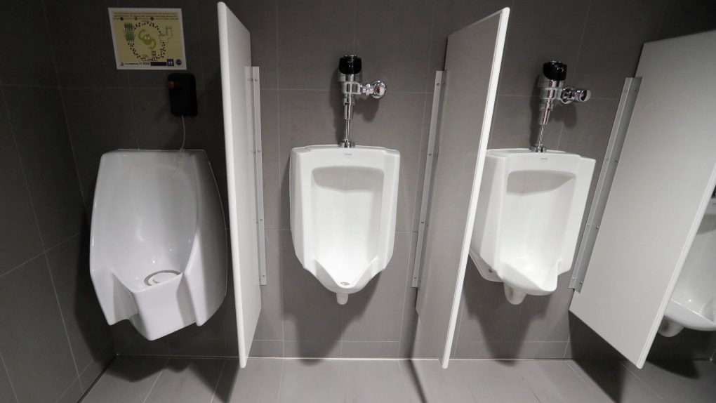 Holding your pee can have dangerous health risks, experts say [Video]