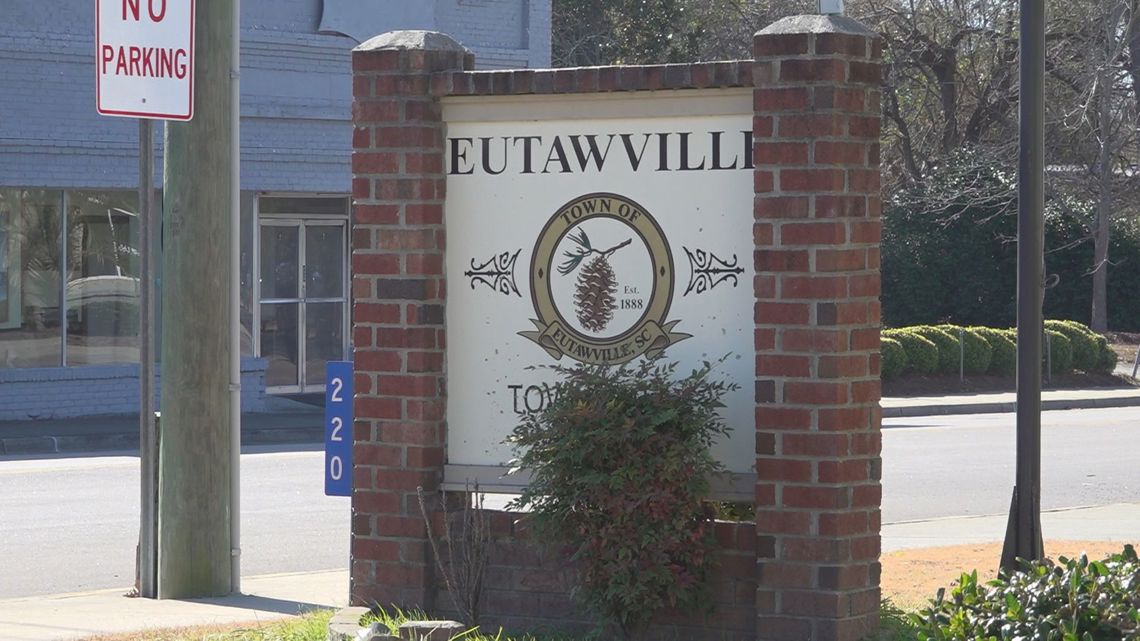 Eutawville town council pushes for annexation to improve services [Video]