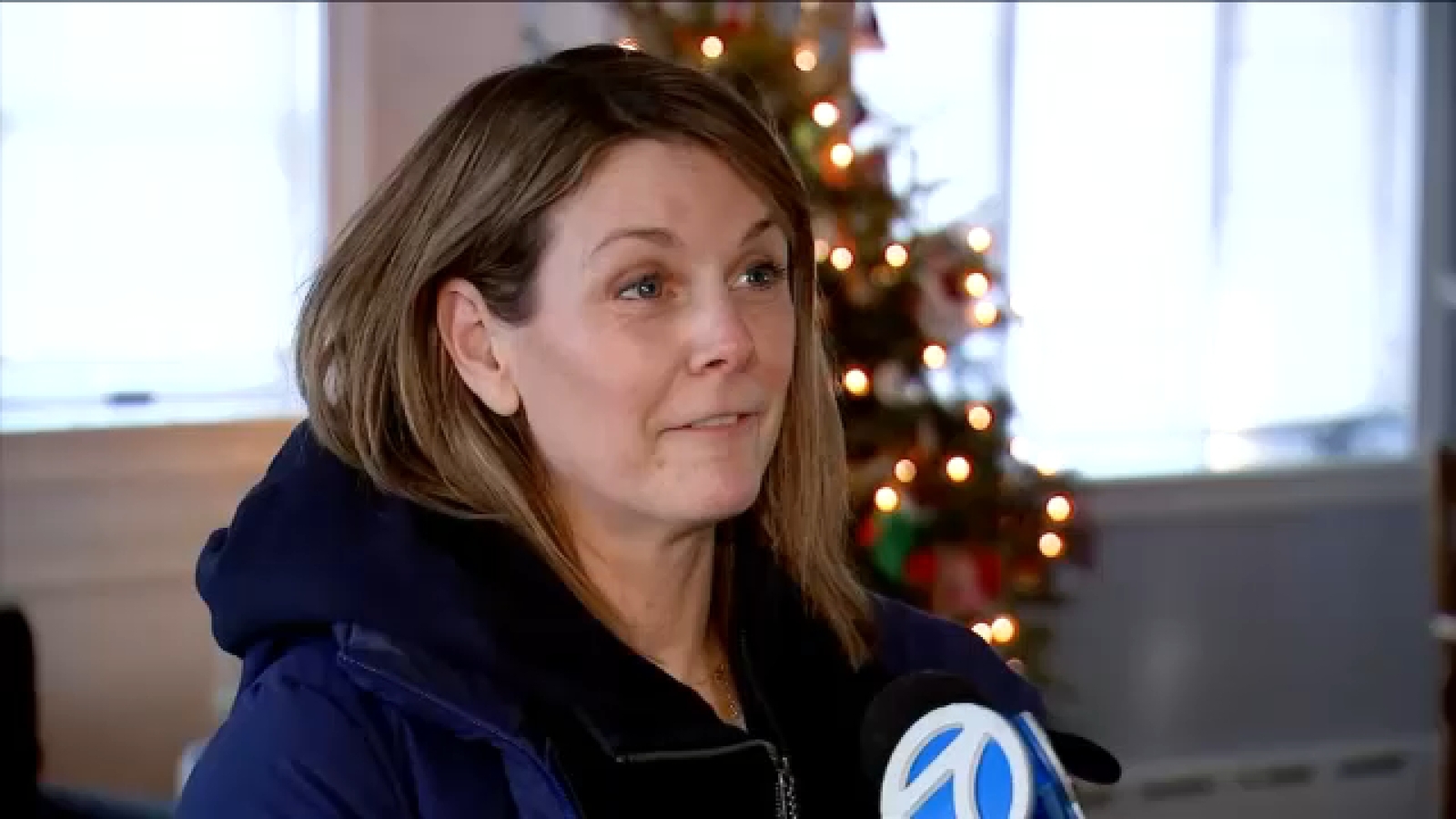 Long Island cold weather: Family deals with no heat inside Floral Park home amid frigid temperatures during holiday season [Video]