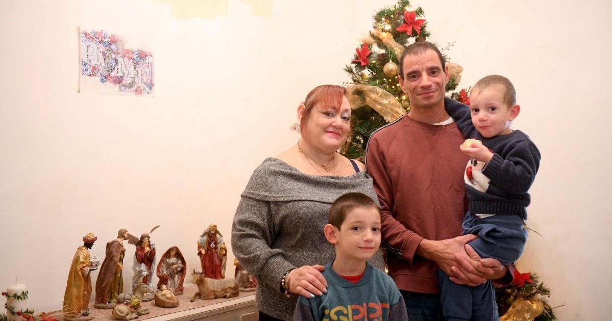 Family back home for Christmas after fire destroyed their home last year [Video]