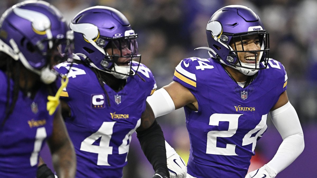 Vikings celebrate fumble recovery with High School Musical dance  NBC4 Washington [Video]