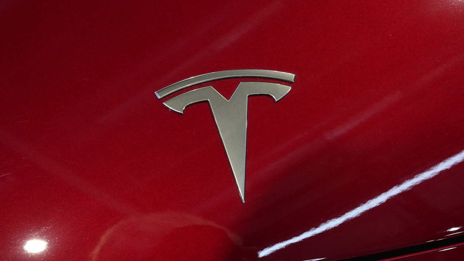 Tesla sales dropped 1.1% in 2024, its 1st annual decline in a dozen years [Video]