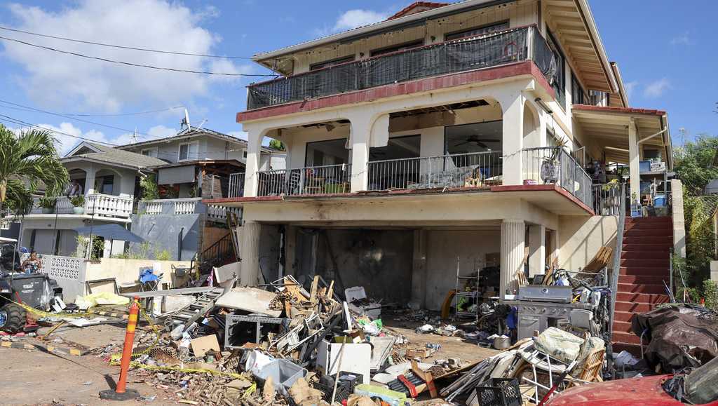 Fourth victim dies in Honolulu fireworks tragedy [Video]