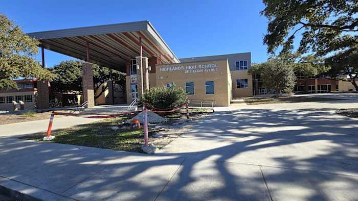 Highlands High School students get chilly reception due to heating problems [Video]