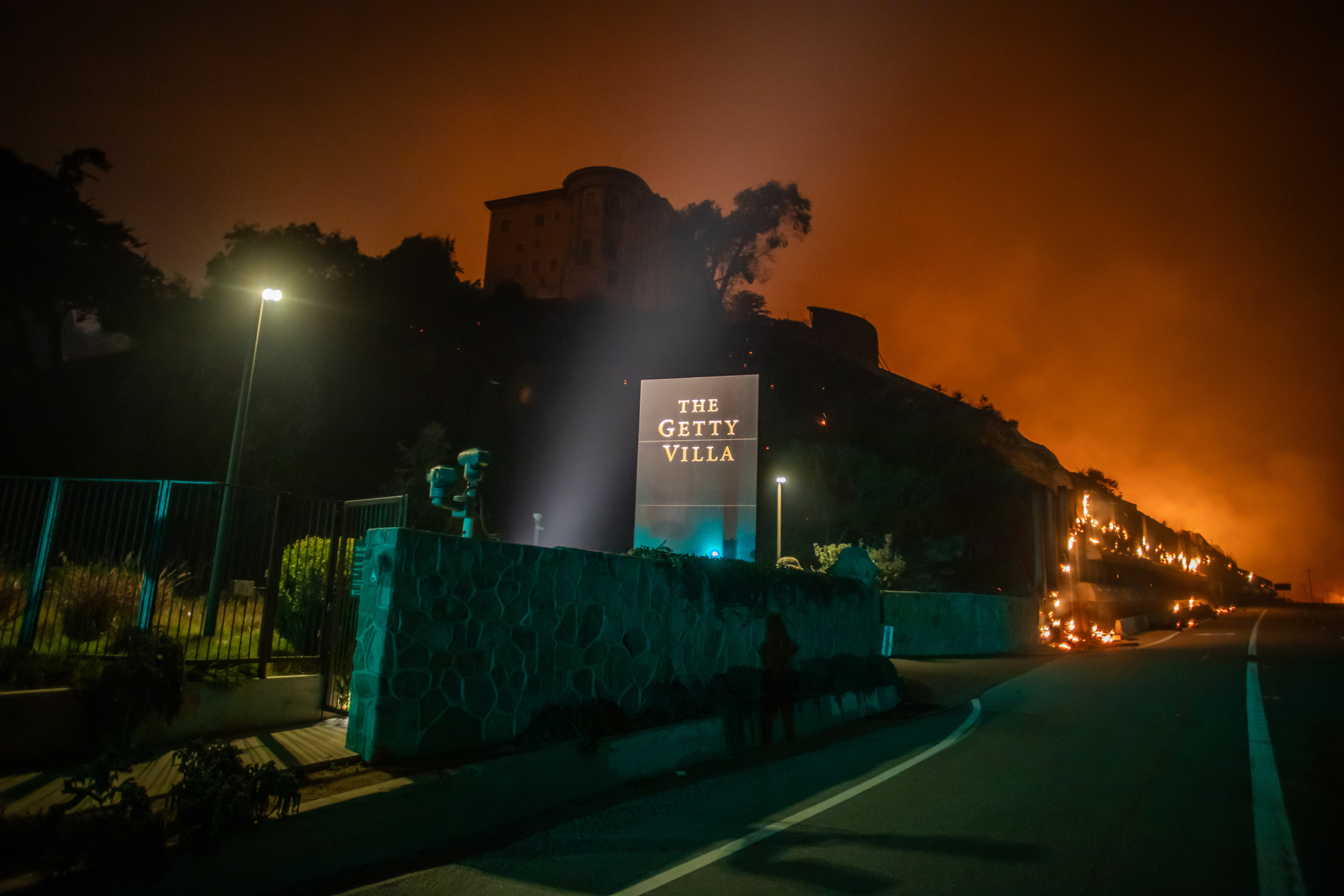 How Did Getty Villa Survive Pacific Palisades Fire While Neighbors Burned? [Video]