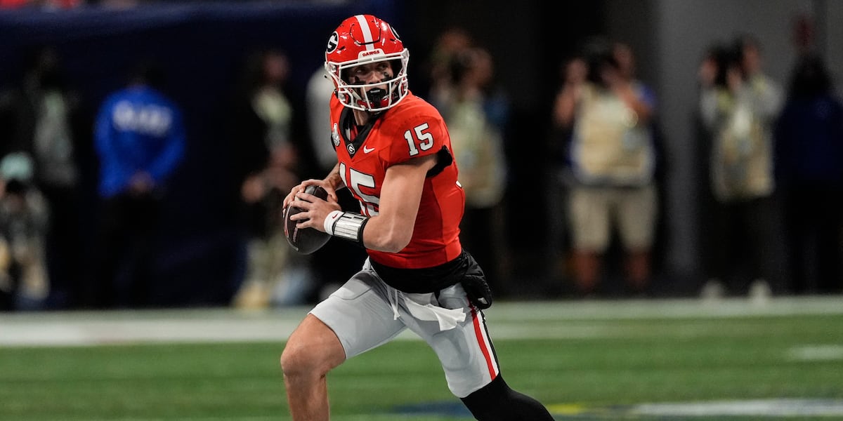 Former Georgia quarterback Carson Beck says he has committed to Miami for 2025 season [Video]