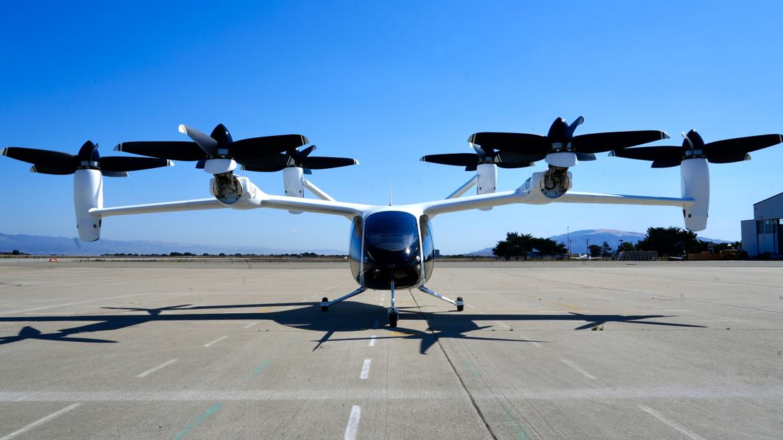 Flying taxis: Aviation companies work to launch new class of electric aircraft [Video]