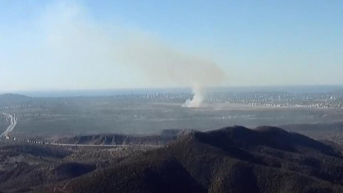 Brush fire, smoke, flames in San Diego near Miramar and I-15 [Video]