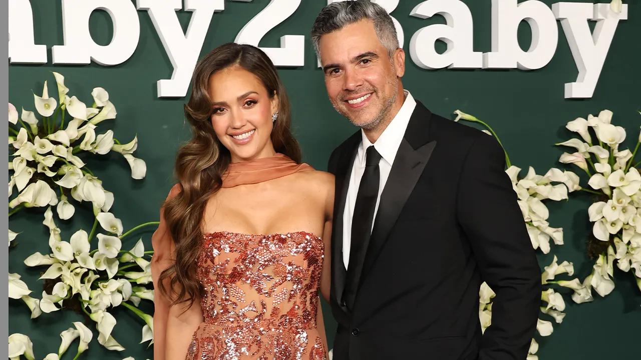 Jessica Alba, Cash Warren split after 16 years of marriage [Video]