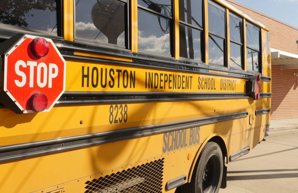 Houston-Area Schools Closing Ahead of Arctic Front [Video]