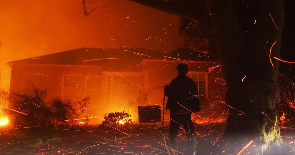 California gets help from Idaho firefighters [Video]