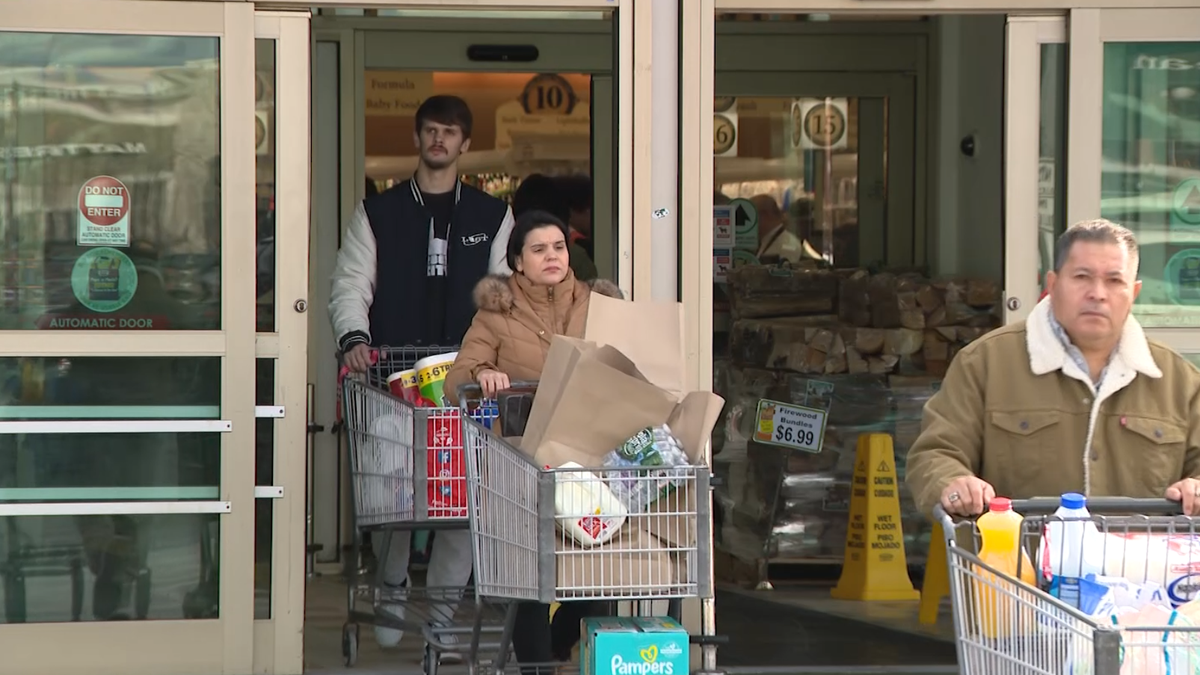 Massachusetts residents gearing up ahead of Sunday night winter storm [Video]