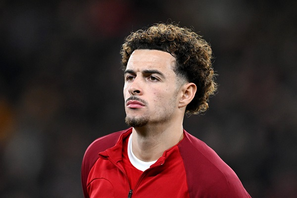 Liverpool’s Curtis Jones under attack on social media for saying that Hazard is better than Salah [Video]