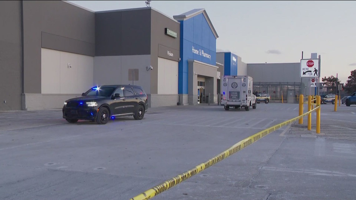 Holland police give update on shooting at Walmart [Video]