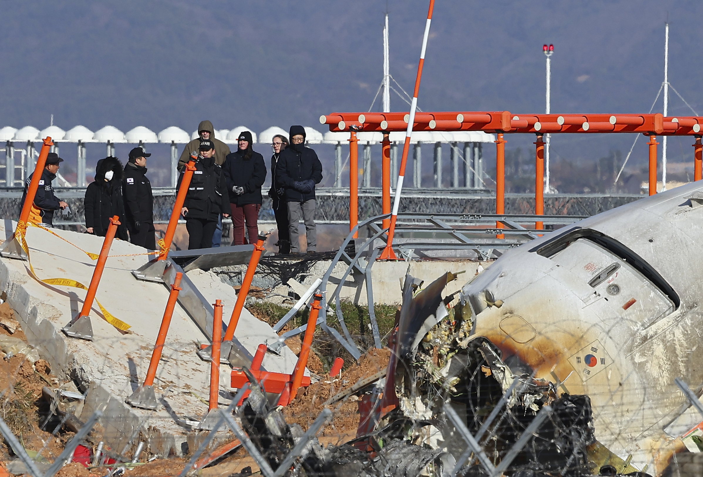 South Korean Airport Boss Found Dead Weeks After Plane Crash Kills 179 [Video]